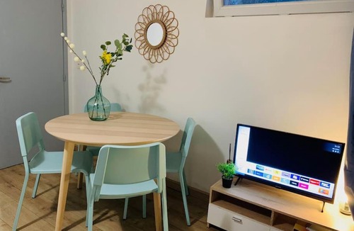 Avesnes-sur-Helpe Apartment | cocooning modern design studio