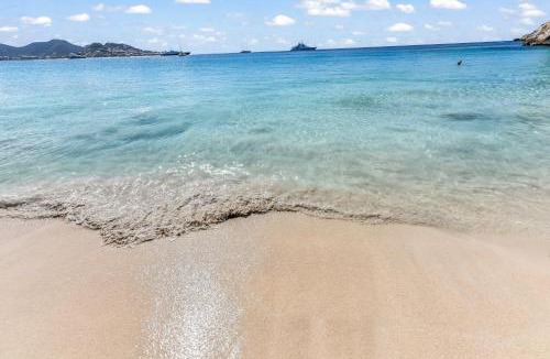 Simpson Bay Resort | CocoVaa Beach Boutique Hotel