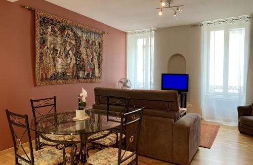 Beaune City Centre Apartment | Coeur de Beaune