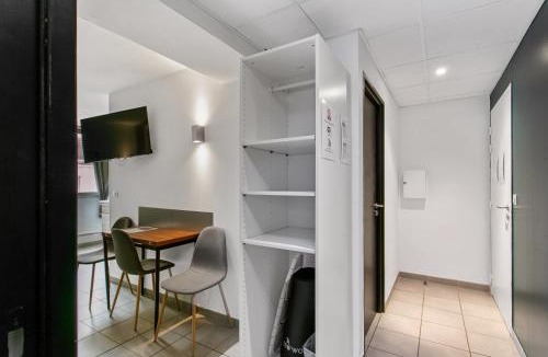 Comedie Apartment | Coeur Urbain Apartments - Place de la Comédie