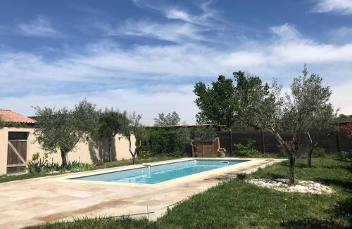 Vallon-Pont-d'Arc House | Coeurs fidèles