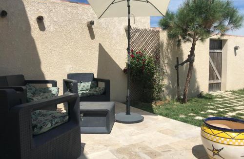 Vallon-Pont-d'Arc House | Coeurs fidèles