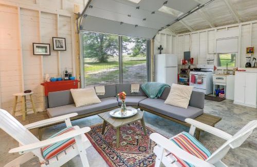 Coffeyville Apartment | Coffeyville Countryside Studio with Fire Pit!