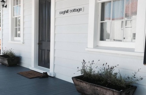 Whitianga Cottage | Coghill Cottage Luxury Accommodation
