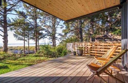 Rockaway Beach House | CoHo Vista