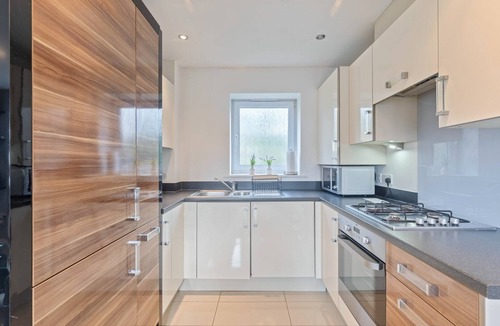 Sutton Coldfield Apartment | Cohost Partners Charming 2BR in Four Oaks