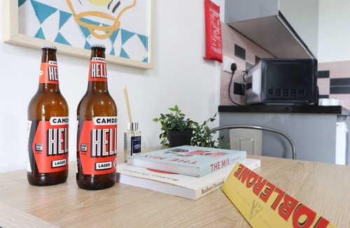 Penylan Apartment | Cohost Partners Stylish Studio Near Cardiff Bay