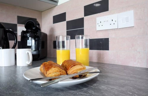 Penylan Apartment | Cohost Partners Stylish Studio Near Cardiff Bay