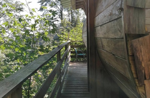 Mijoux Cabin | Col de la Faucille Tonneau