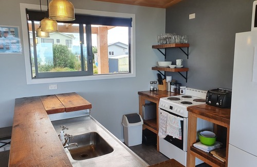 Colac Bay House | Colac Bay, Beach Front Sea Views