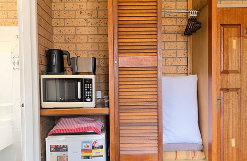 Colac Hotel | Colac Mid City Motel