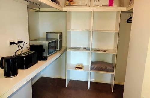 Elliminyt Apartment | Colac to Coast Couples Retreat