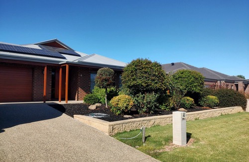 Elliminyt Apartment | Colac to Coast Couples Retreat