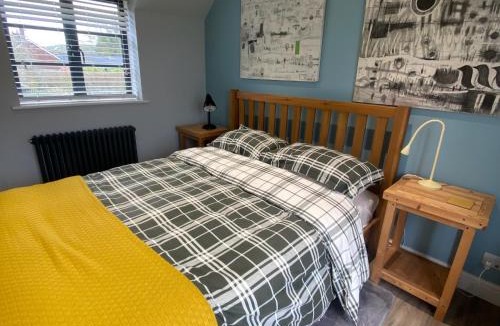 Warminster Bed & Breakfast | Cold Kitchen View