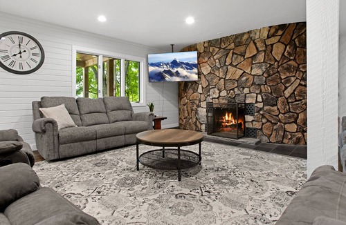 Aldenville House | Cold Spring Camp | GAME ROOM, Deck + Grill!