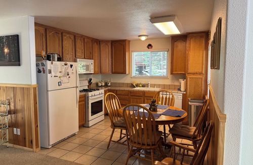 Cold Springs Cabin | Cold Springs Cozy Cabin Retreat