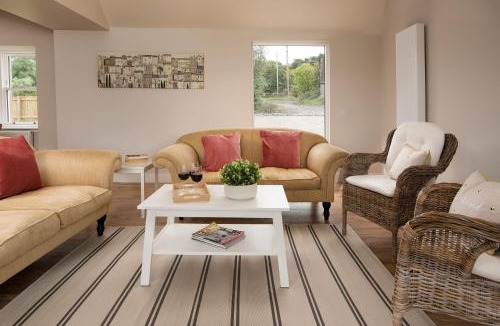 Dalkeith House | Coldwells Farmhouse