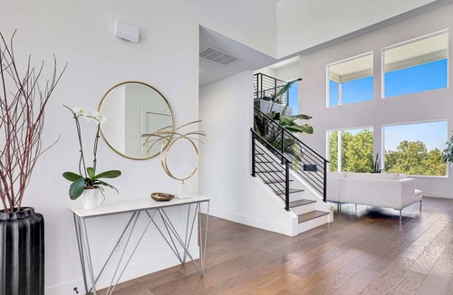 Bentonville House | Coler Mountain Retreat - Trail Entry
