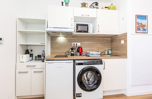 Saint-Coulomb Apartment | Colette by Interhome