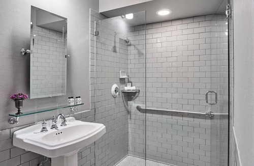 Hamilton Hotel | Colgate Inn