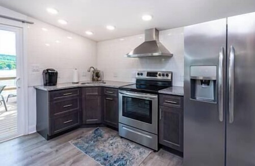 Hamilton House | Colgate Log Cabin #9