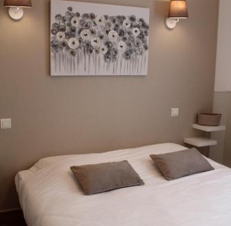 Dange-Saint-Romain Hotel | Coliwork Le Saint Romain