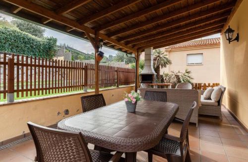 Collbato House | Collbato Resort