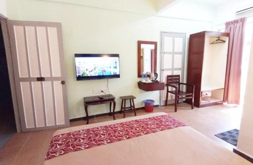 Pangkor Island Hotel | Collection O Analisa Beach Resort