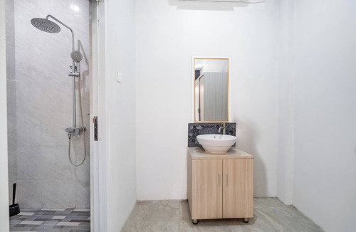 Legian City-Centre Hotel | Collection O Dukuh Segara Guest House