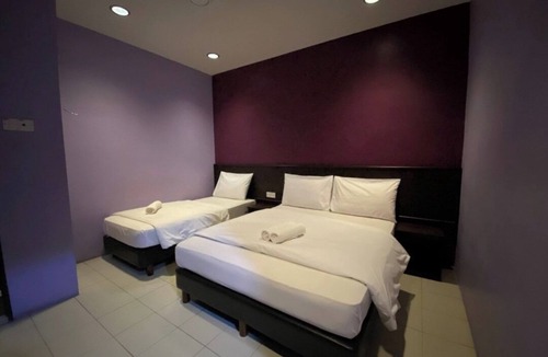 Bandar Baru Salak Tinggi Hotel | Collection O KLIA Formerly Bary Inn.