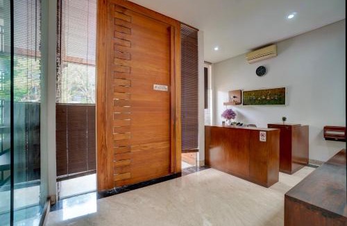 Binong Hotel | Collection O near Universitas Pelita Harapan formerly Ohana Residence Karawaci