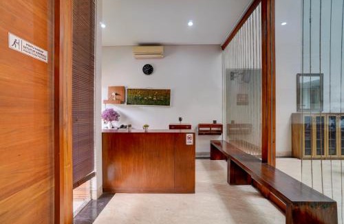 Binong Hotel | Collection O near Universitas Pelita Harapan formerly Ohana Residence Karawaci
