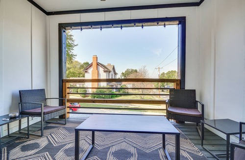 Greensboro House | College Hub 1 Mi to Dtwn: Greensboro Group Escape