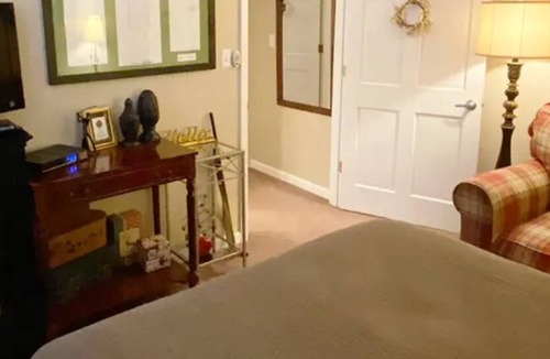 Marion Bed & Breakfast | College Inn Bed and Breakfast