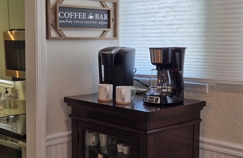 Downtown Branson Cottage | College St. Cottage