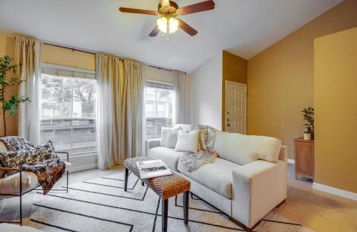 College Station House | College Station Gem w/Pool Access Near University