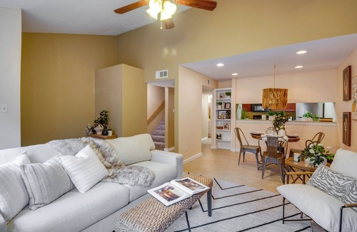 College Station House | College Station Gem w/Pool Access Near University