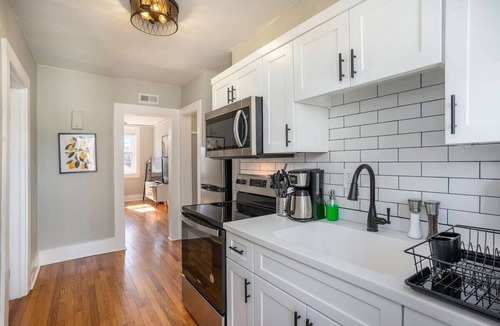 Ghent Apartment | Colley Manor - Starboard Suite