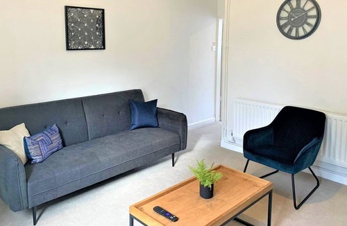 Newcastle-Under-Lyme House | Colliery House by YourStays