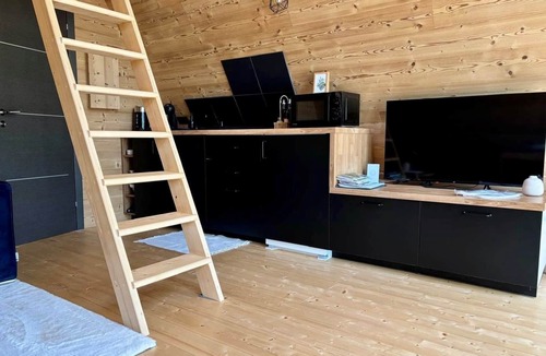 Bathernay Ski Chalet | CollinéA Chalet "CanopéA" 28 m² Private SPA