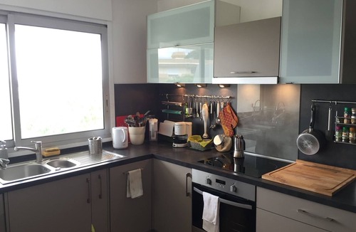 Estanove Apartment | Collines Destanove: Appartement de Charme-calme-confort-piscine