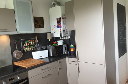 Estanove Apartment | Collines Destanove: Appartement de Charme-calme-confort-piscine