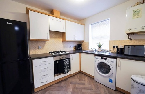 Seisdon House | Collingwood Lodge, Birmingham with FREE Parking