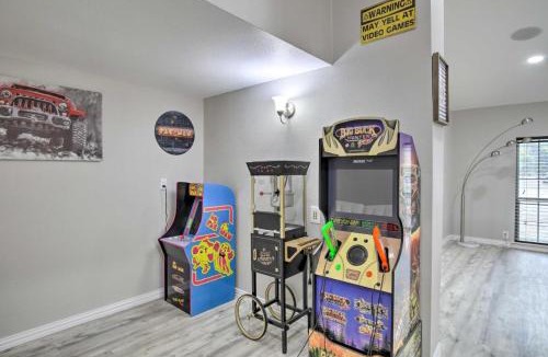 Garland House | Collins Family-Friendly Texas Home with Private Pool!
