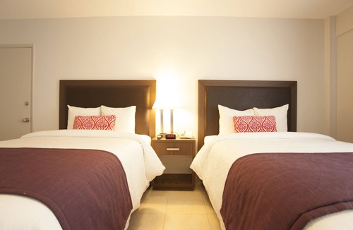 North Beach Hotel | Collins Hotel