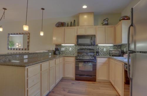 Government Camp Apartment | Collins Lake #112
