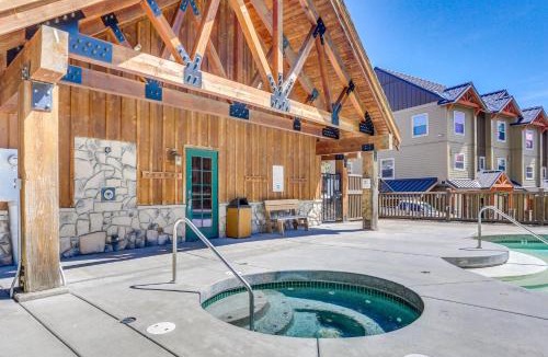 Government Camp Apartment | Collins Lake Condo