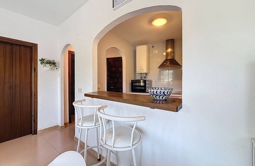 El Mas Mates Apartment | COLLSACABRA Piso muy acojedor, con garaje cerrado.