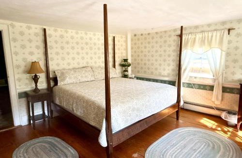 Campton Bed & Breakfast | Colonel Spencer Inn