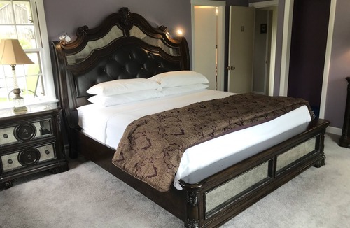 Williamsville Bed & Breakfast | Colonel Williams Inn